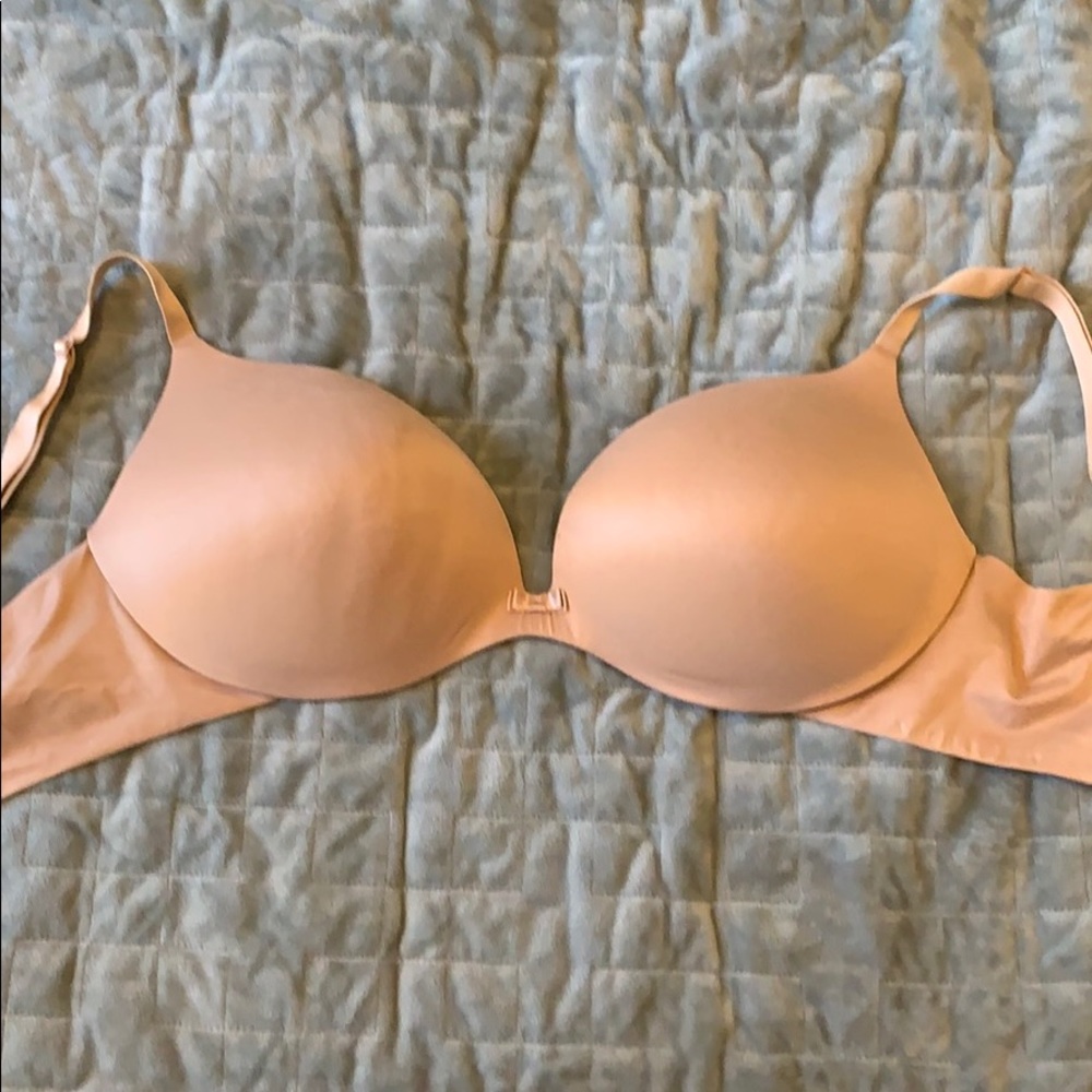 Nude Victoria Secret bra
